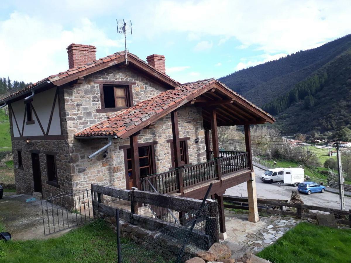 Apartamentos Casa Placida 1 Frama Luaran gambar